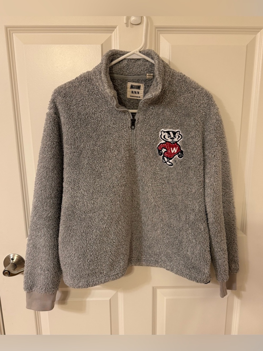 Wisconsin Badger Vintage Gray Sherpa Fleece Medium M 1/4Zip UW Madison Bucky EUC